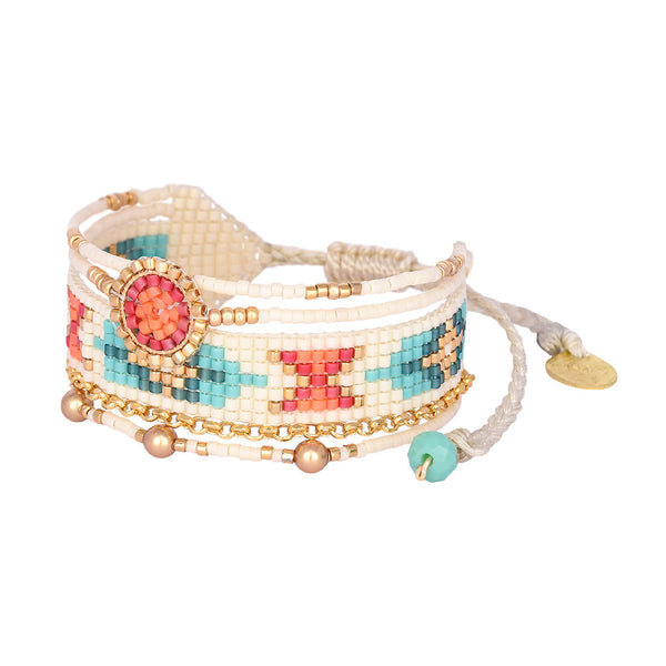 Brazalete ajustable en capas con cadena chapada en oro